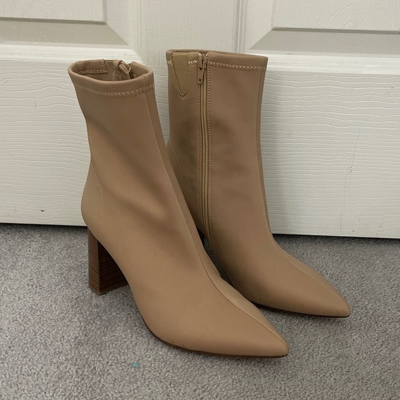 jeffrey campbell stretch bootie